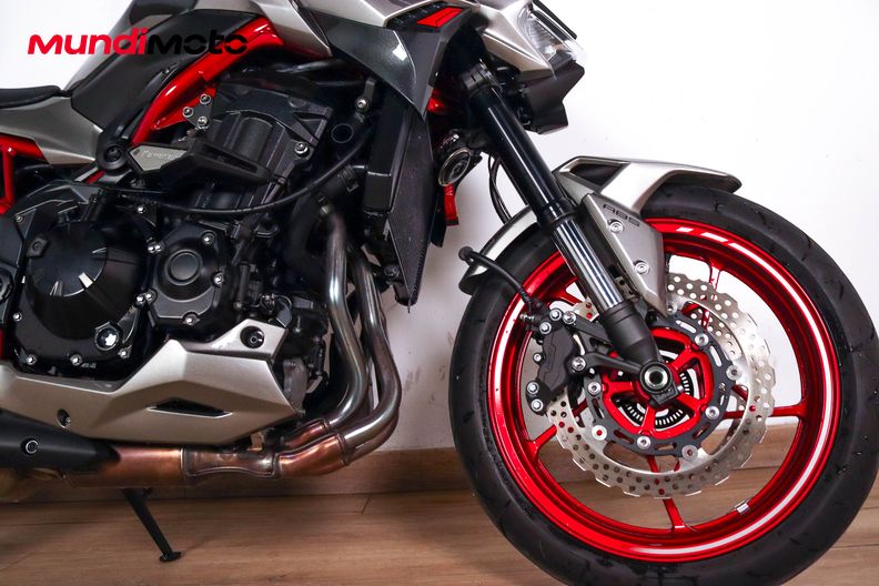 Motorbike image 13