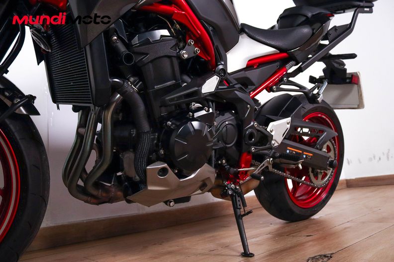 Motorbike image 8