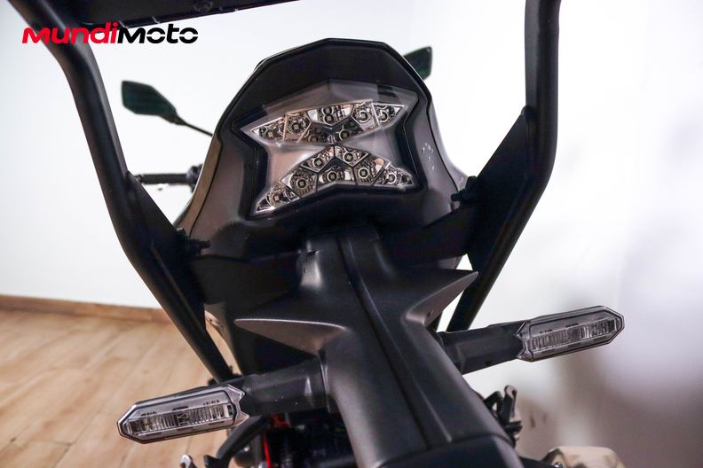 Motorbike image 9