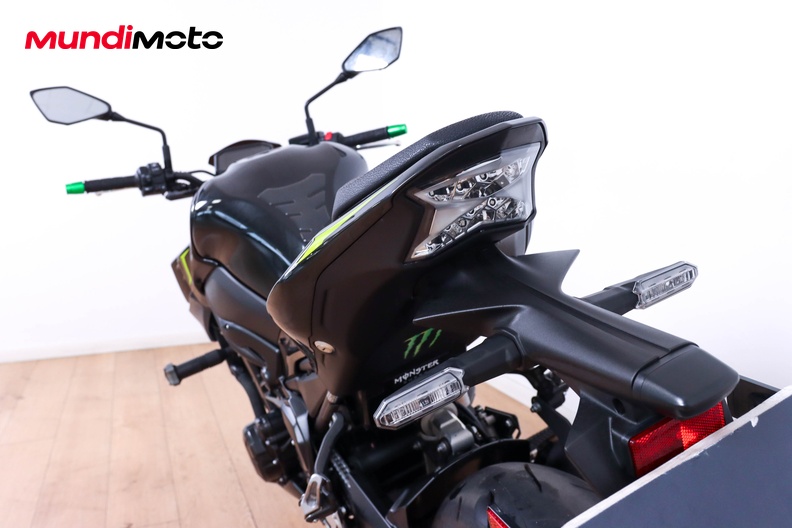 Motorbike image 9