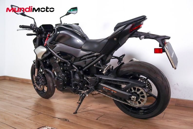Motorbike image 6