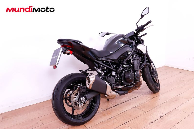 Motorbike image 2