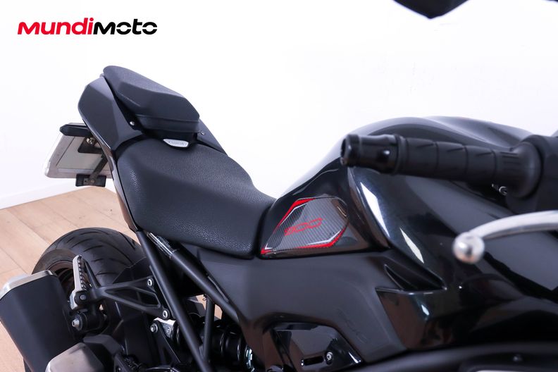 Motorbike image 13
