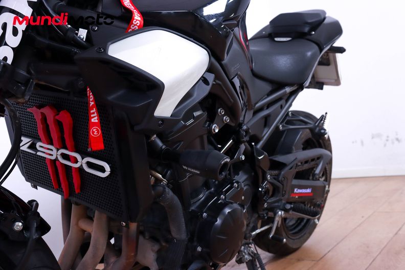 Motorbike image 8