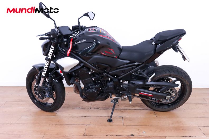 Motorbike image 5