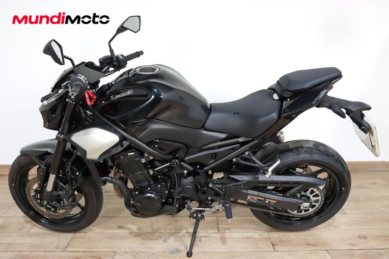 Motorbike image 5