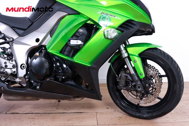 Motorbike image 12