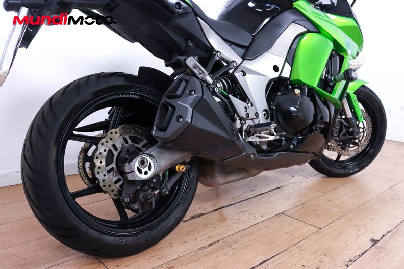 Motorbike image 3