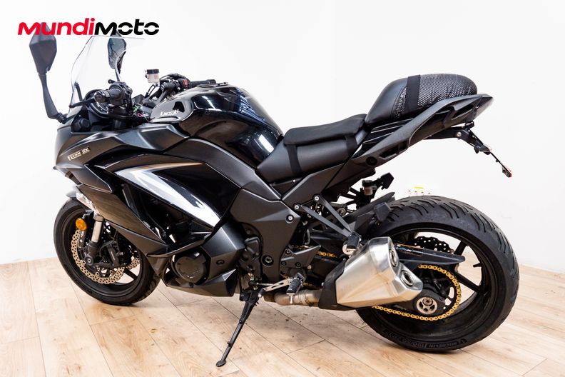 Motorbike image 7
