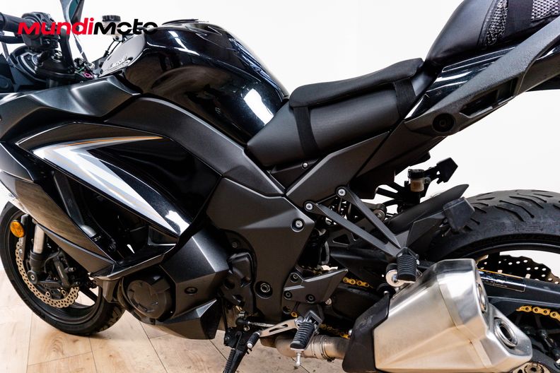 Motorbike image 8