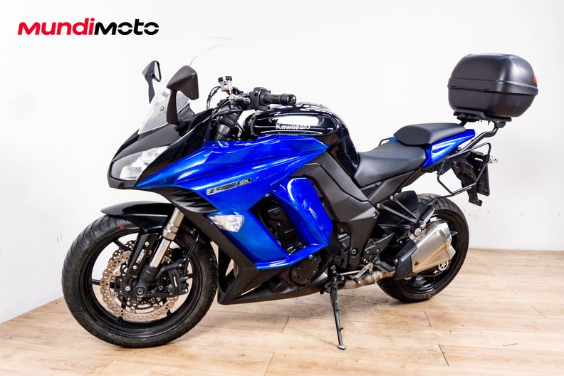 Motorbike image 6