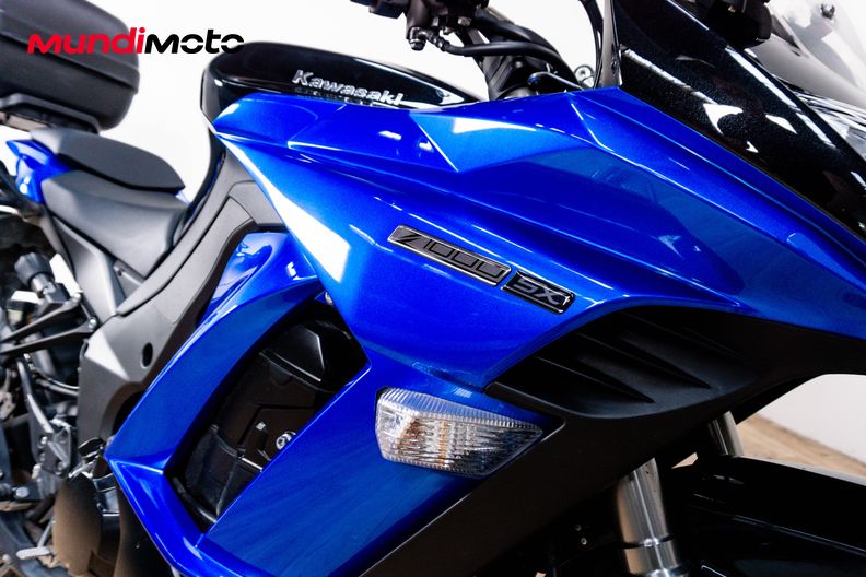 Motorbike image 4