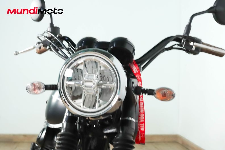 Motorbike image 4