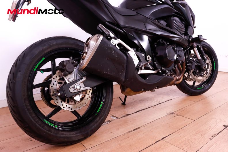 Motorbike image 3