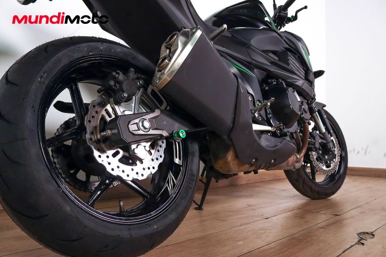 Motorbike image 3