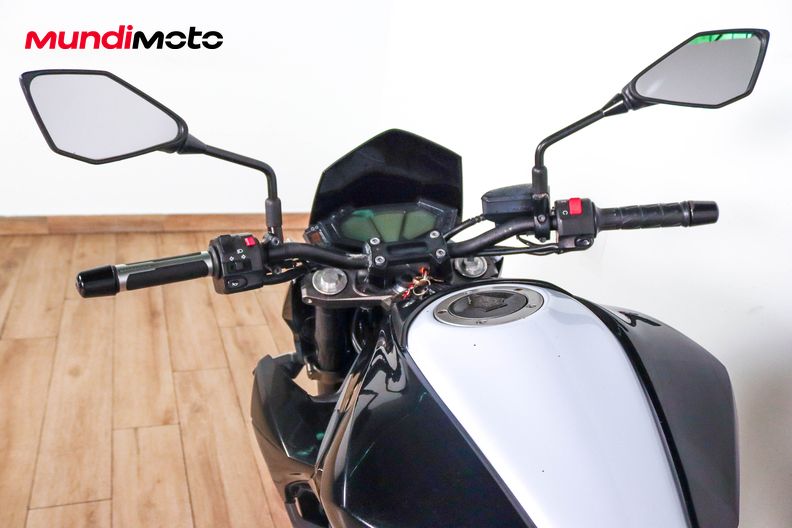 Motorbike image 10