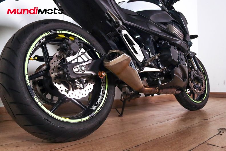 Motorbike image 3