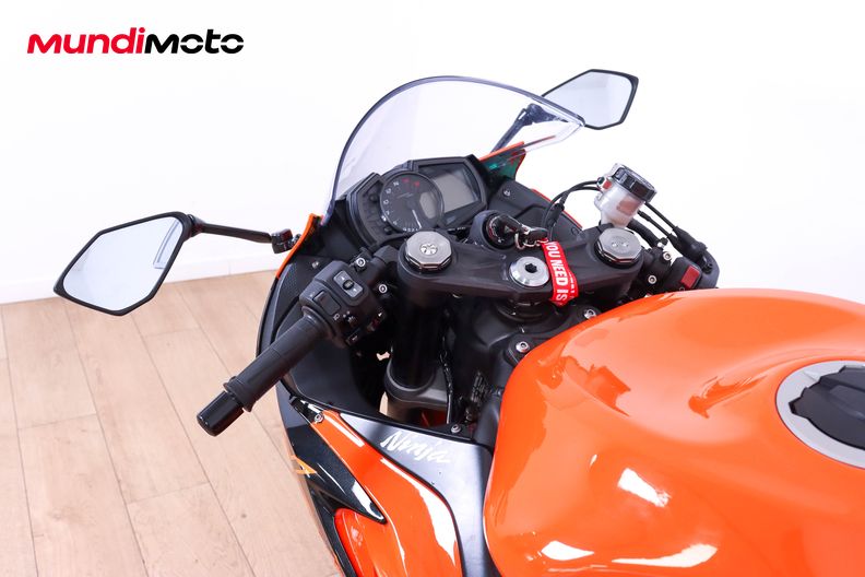 Motorbike image 10
