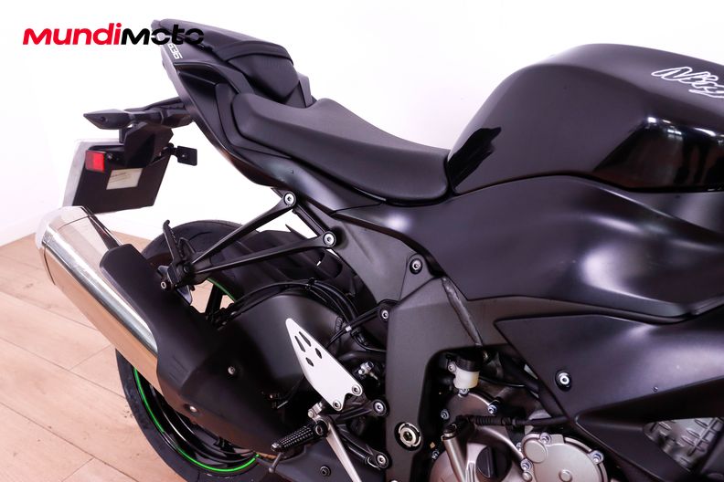 Motorbike image 13
