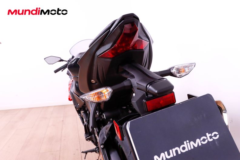 Motorbike image 9