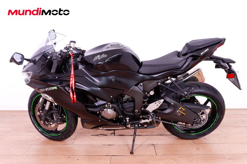 Motorbike image 5