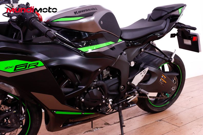Motorbike image 8