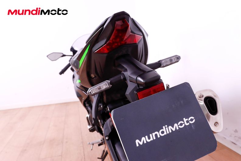 Motorbike image 9