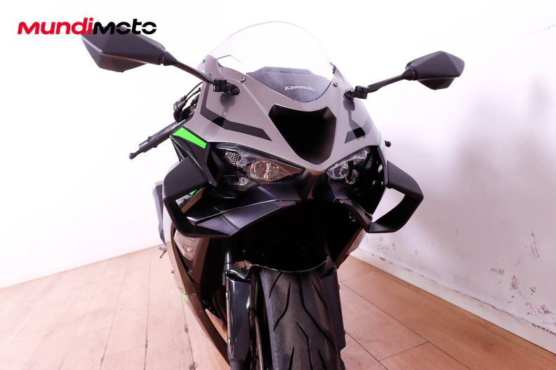 Motorbike image 4