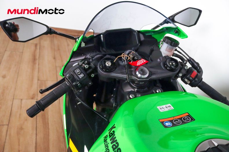 Motorbike image 10