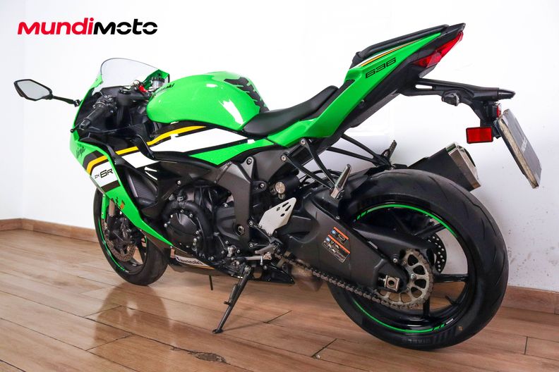 Motorbike image 6