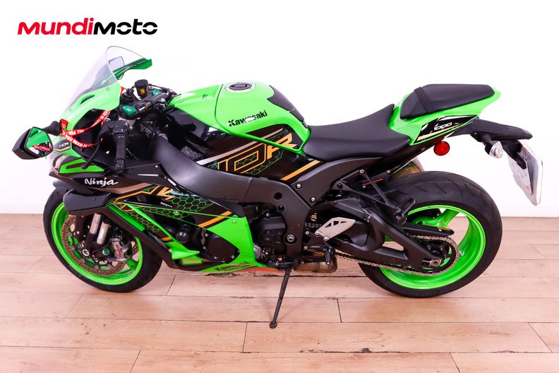 Motorbike image 5