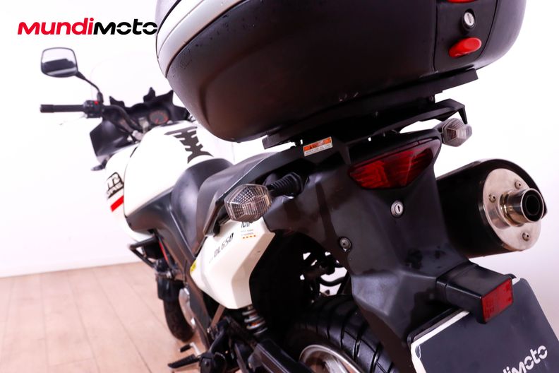 Motorbike image 9