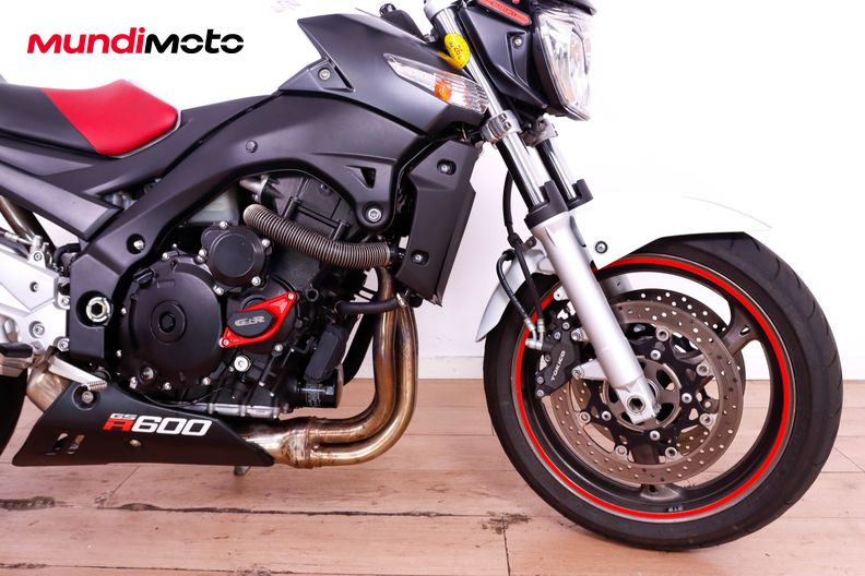 Motorbike image 13