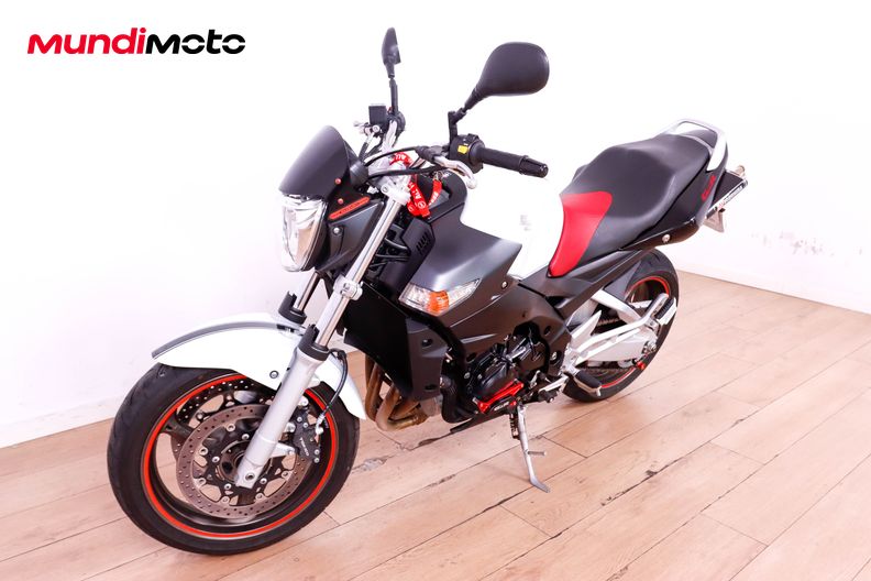 Motorbike image 7