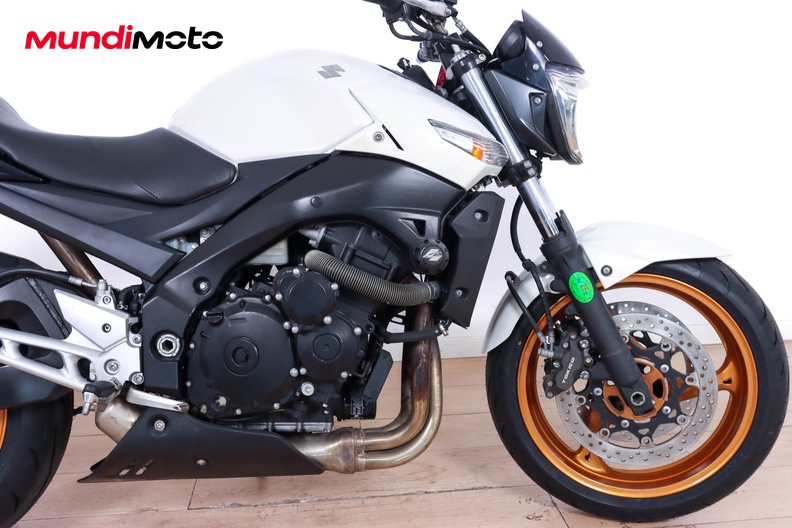 Motorbike image 13