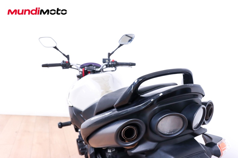 Motorbike image 9