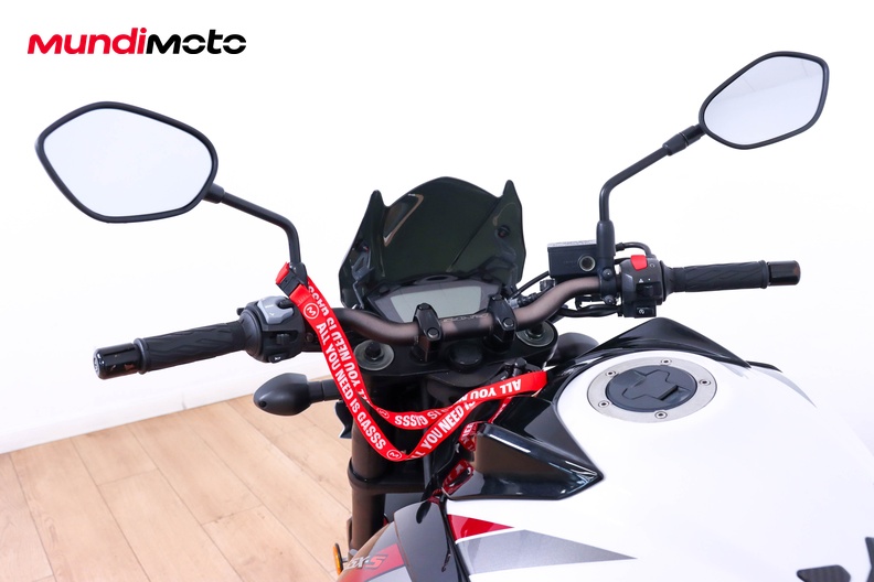 Motorbike image 10