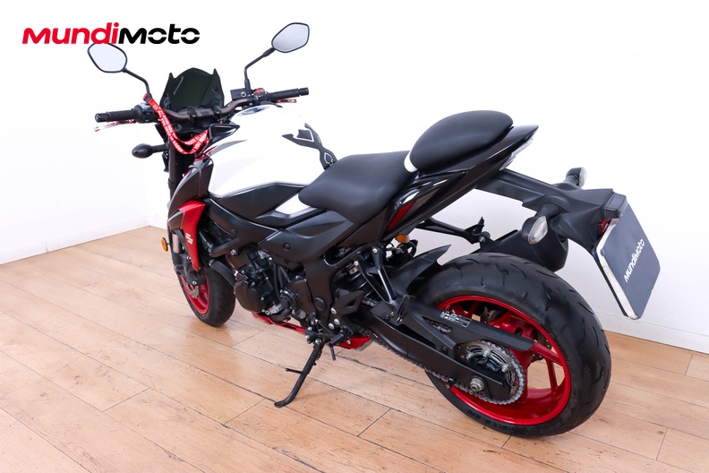 Motorbike image 6
