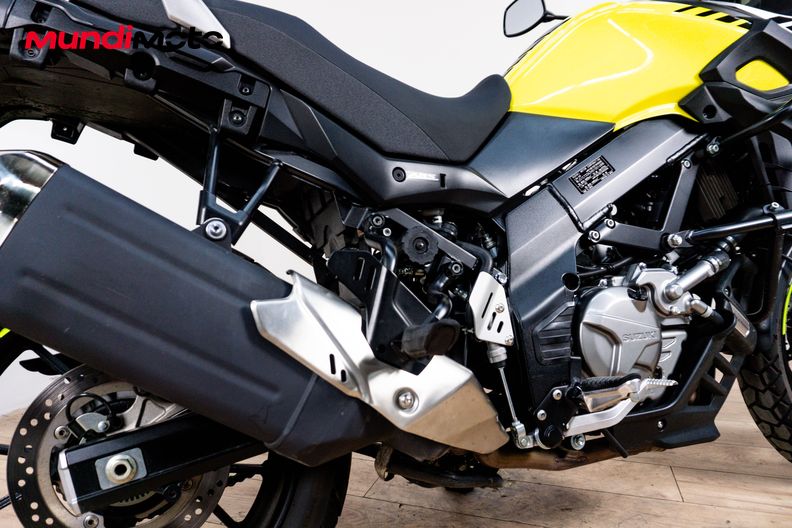 Motorbike image 3