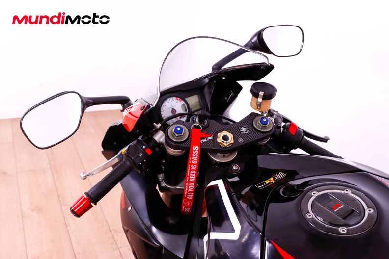 Motorbike image 10