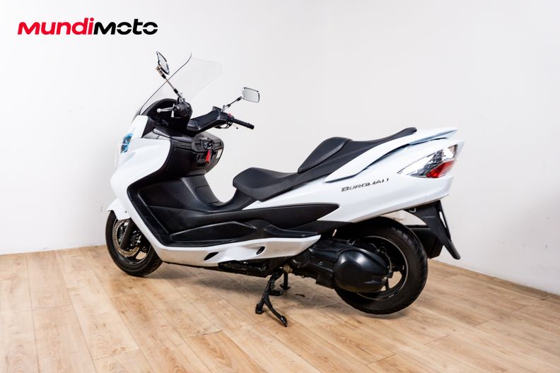 Motorbike image 7