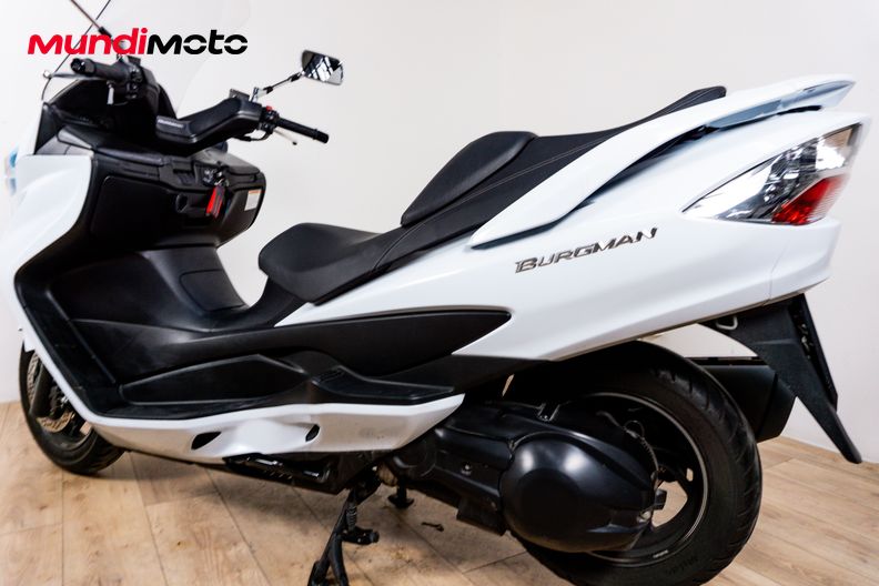 Motorbike image 8
