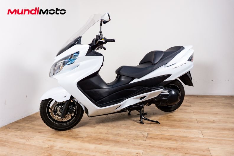 Motorbike image 6