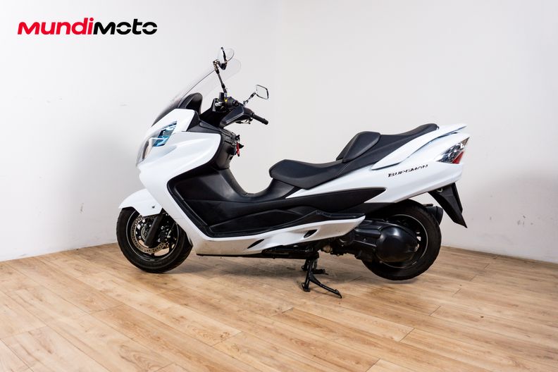 Motorbike image 5
