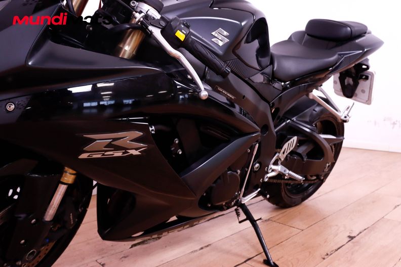 Motorbike image 8