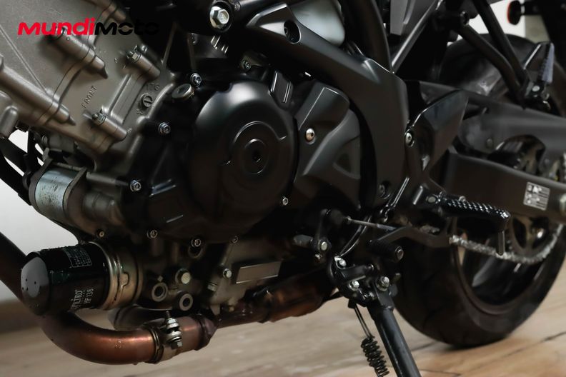 Motorbike image 8