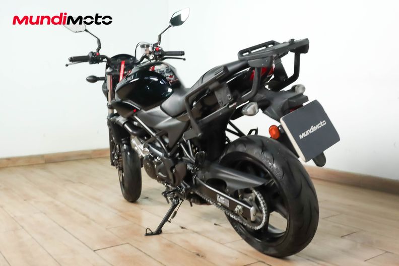 Motorbike image 6
