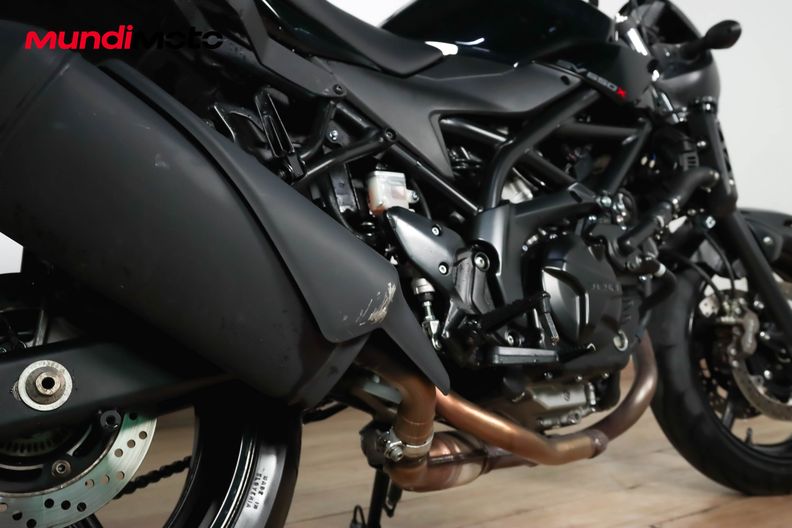 Motorbike image 3