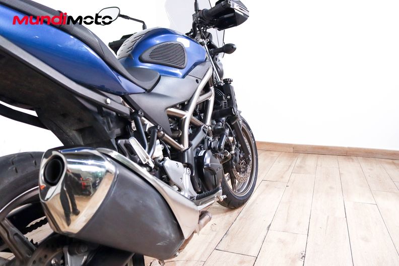 Motorbike image 3