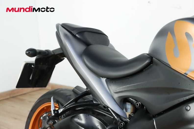 Motorbike image 13